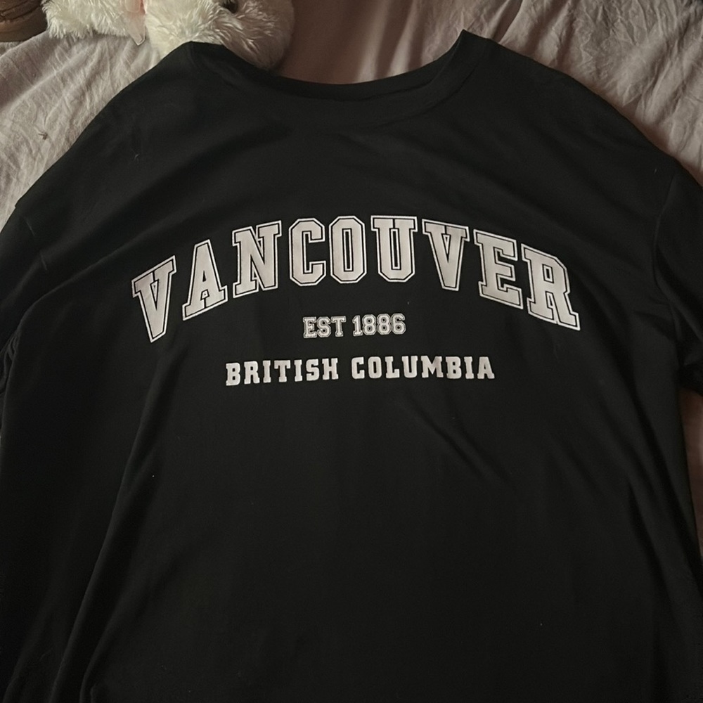Shein Vancouver British Columbia oversized longlseve